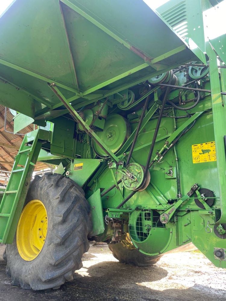 John deere 1052 1984року