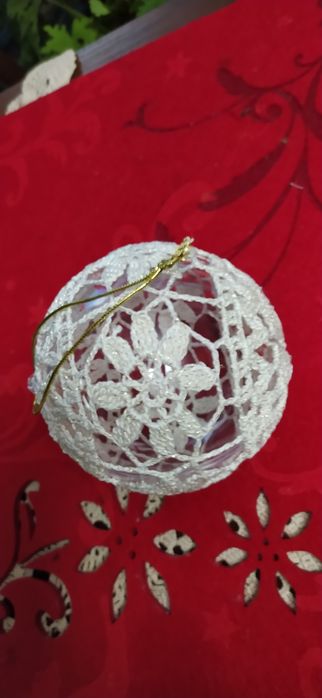 Szydełkowe kule ozdobne