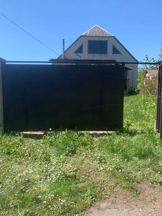 Продам дом в сел Буды .Бедряги .Дровяное отопление. Участок 20 сотокTB