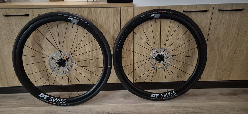 NOWE koła DT Swiss ERC1600 karbon z oponami i tarczamiowe