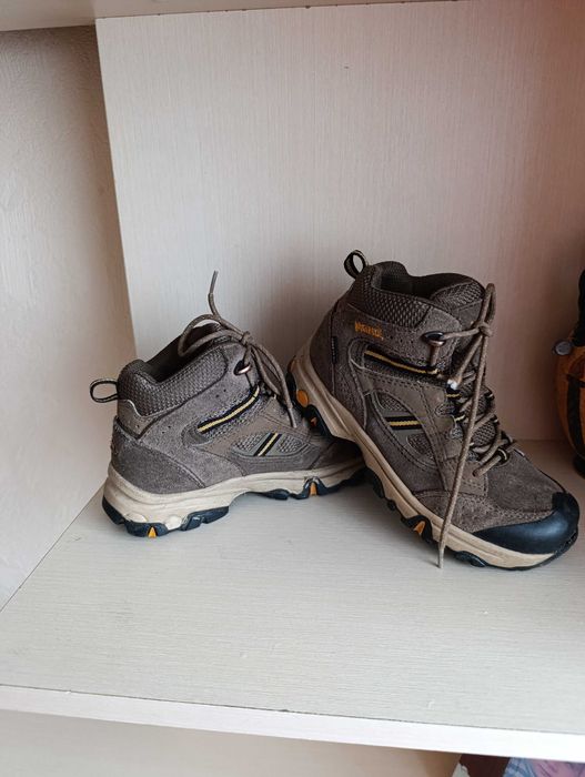 Ботаніки,Взуття  хлопчик 30 розмір