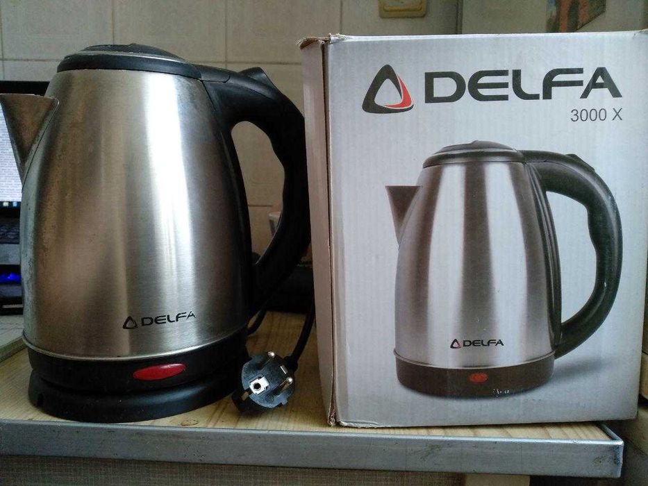 Электрочайник Delfa 3000 Х