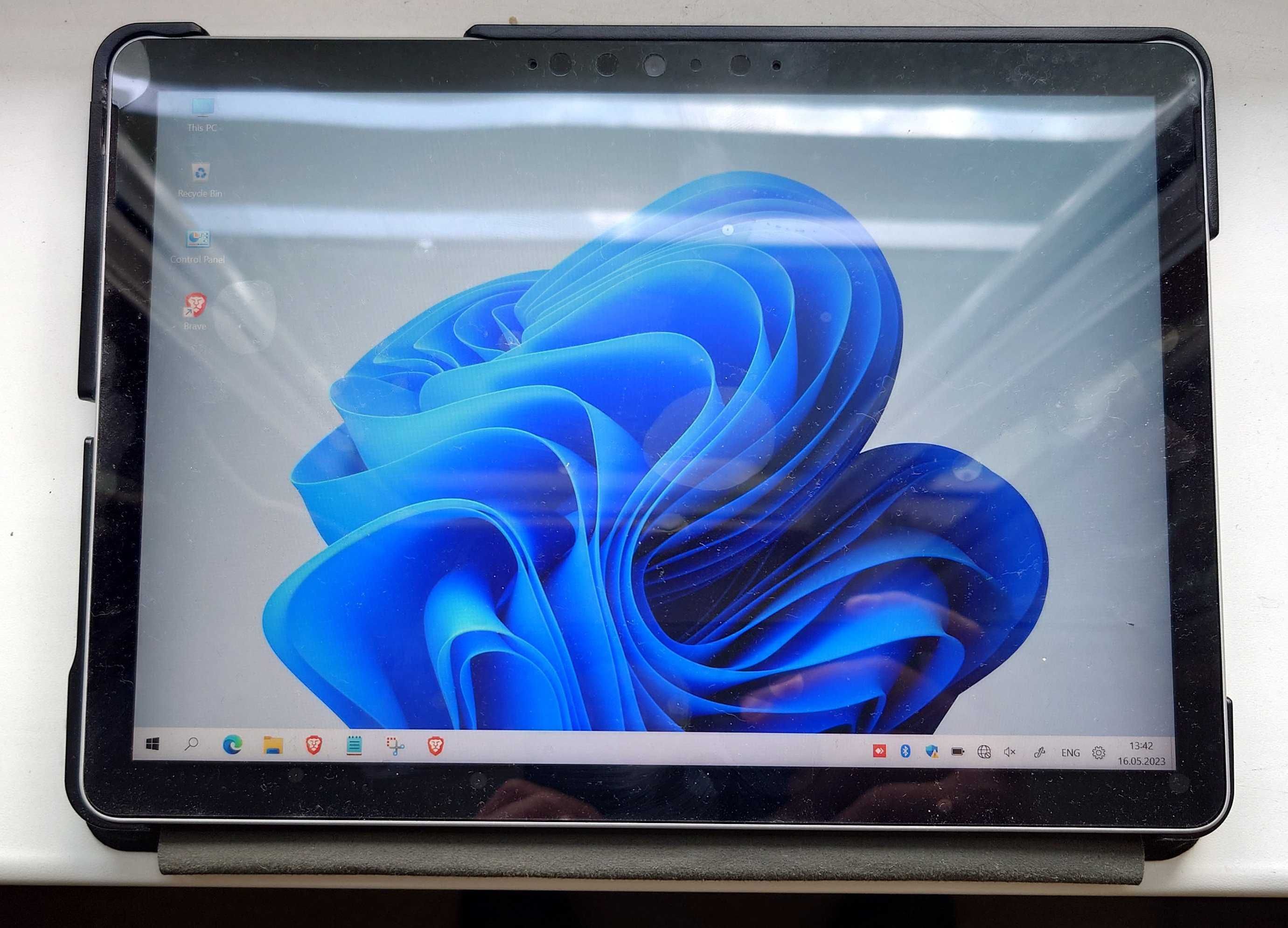 Tablet Microsoft Surface GO 3 10.5" cala Prawie jak Laptop Windows 11