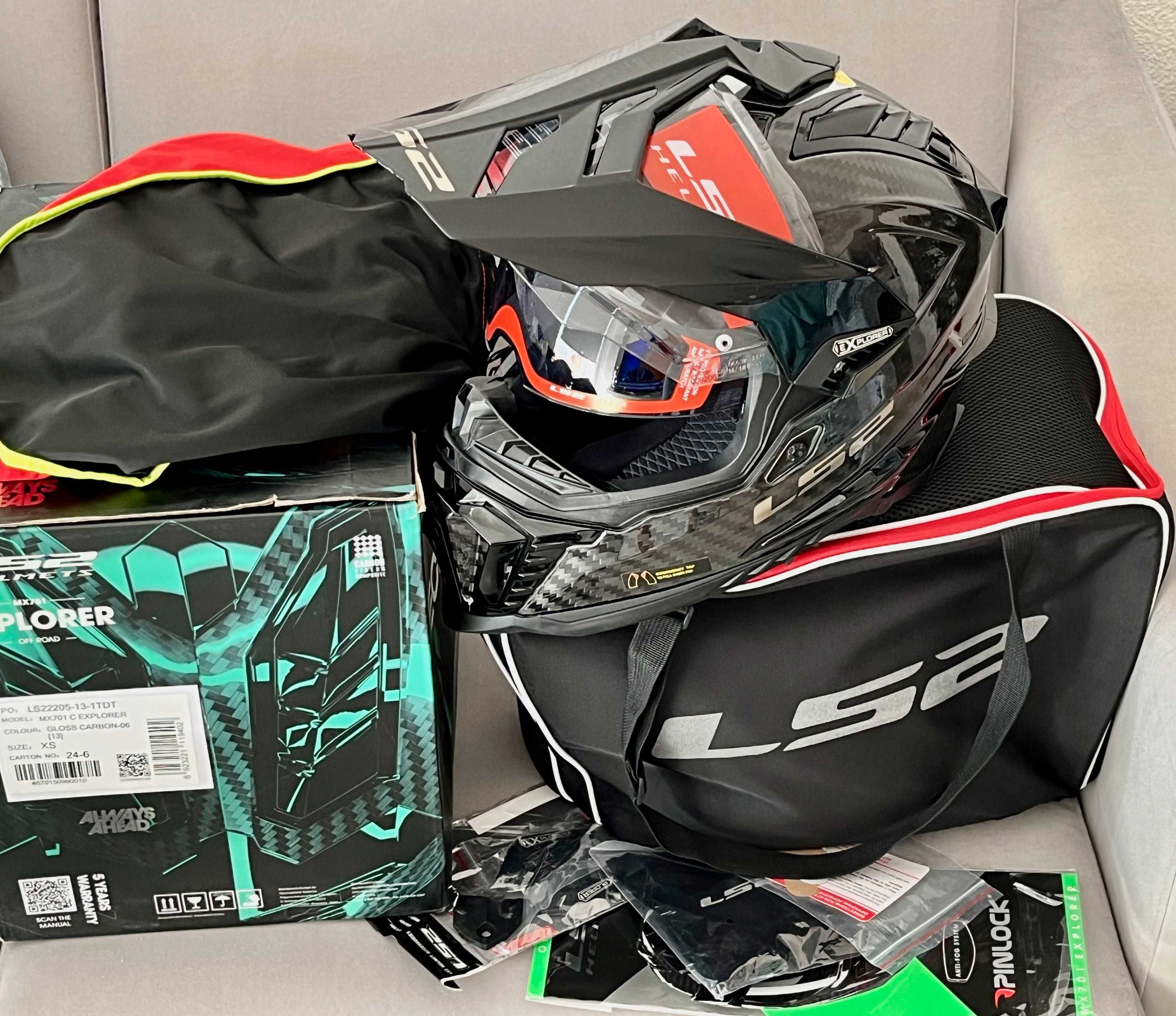 Capacete Full Carbon NOVO LS2 MX701 Explorer.Descon+Extras.Tamanho XS