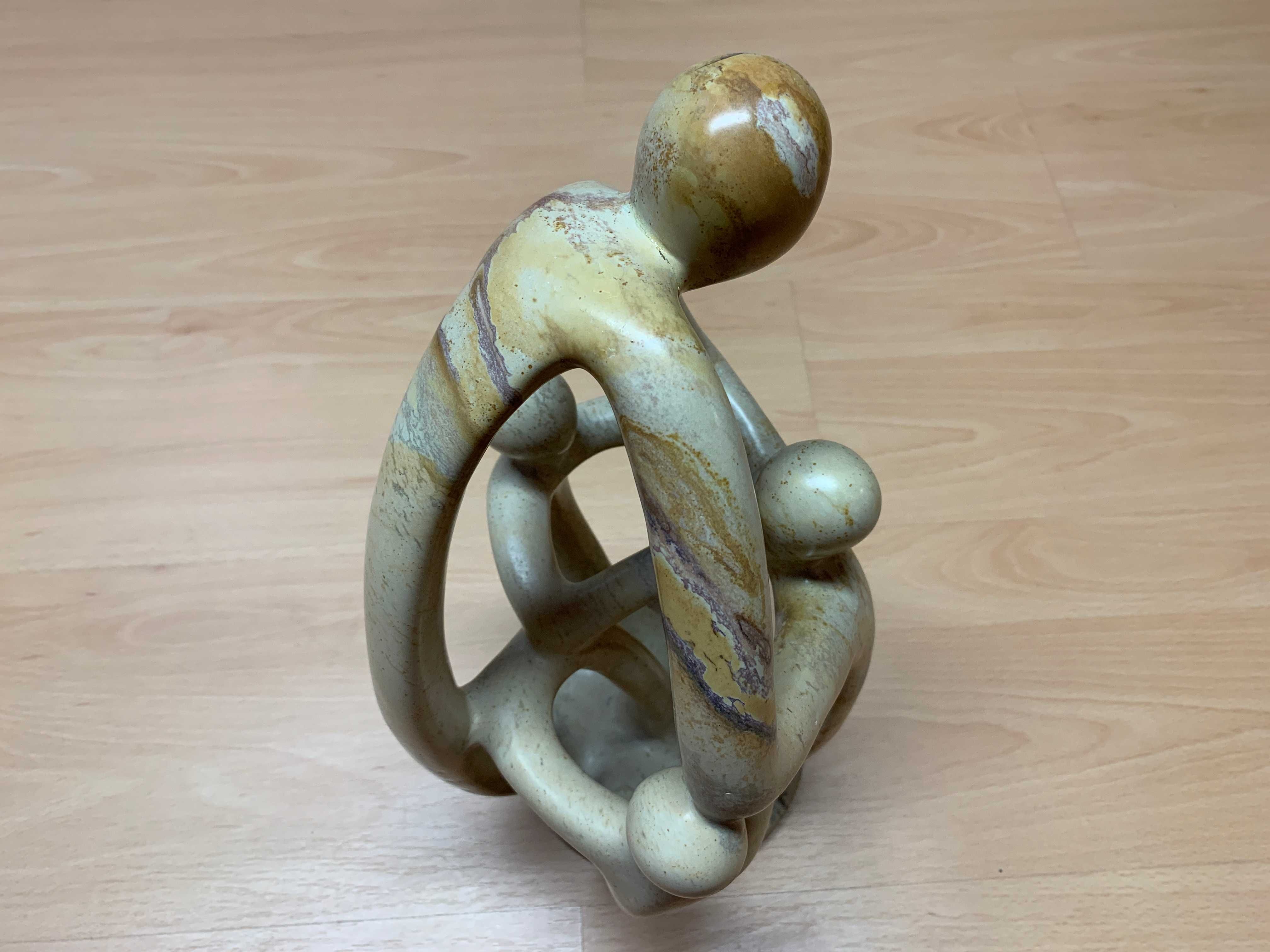 Estatueta em Pedra Manteiga