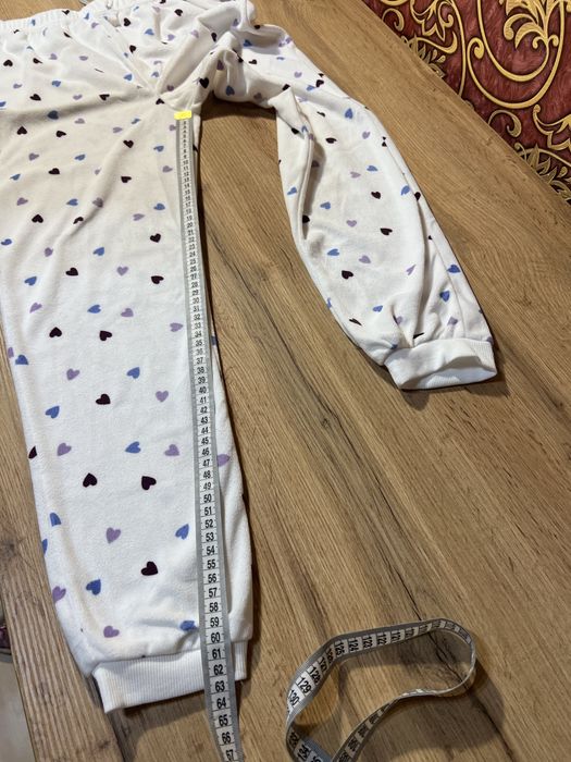 Тепленька піжама на дівчику