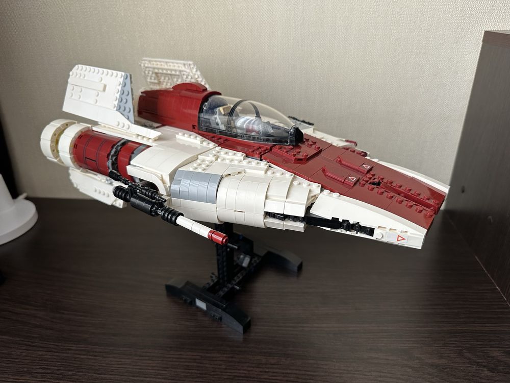 Lego Star Wars UCS 75275 A-wing Зоряний винищувач типу А