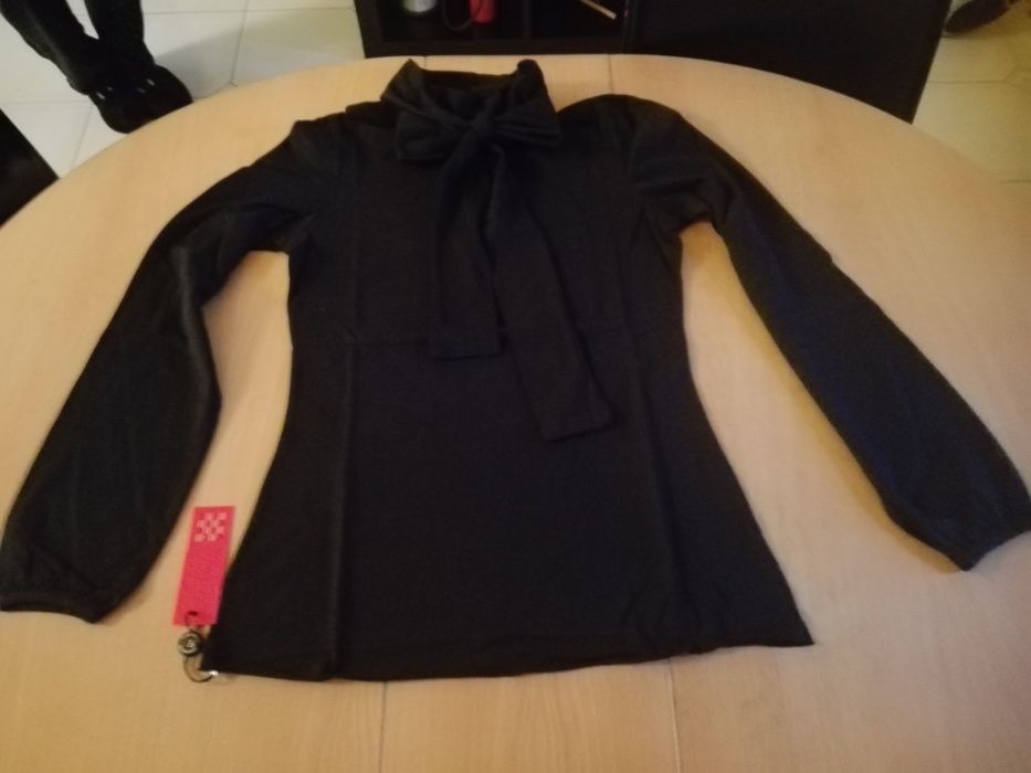 Vendo malha preta ch carolina herrera