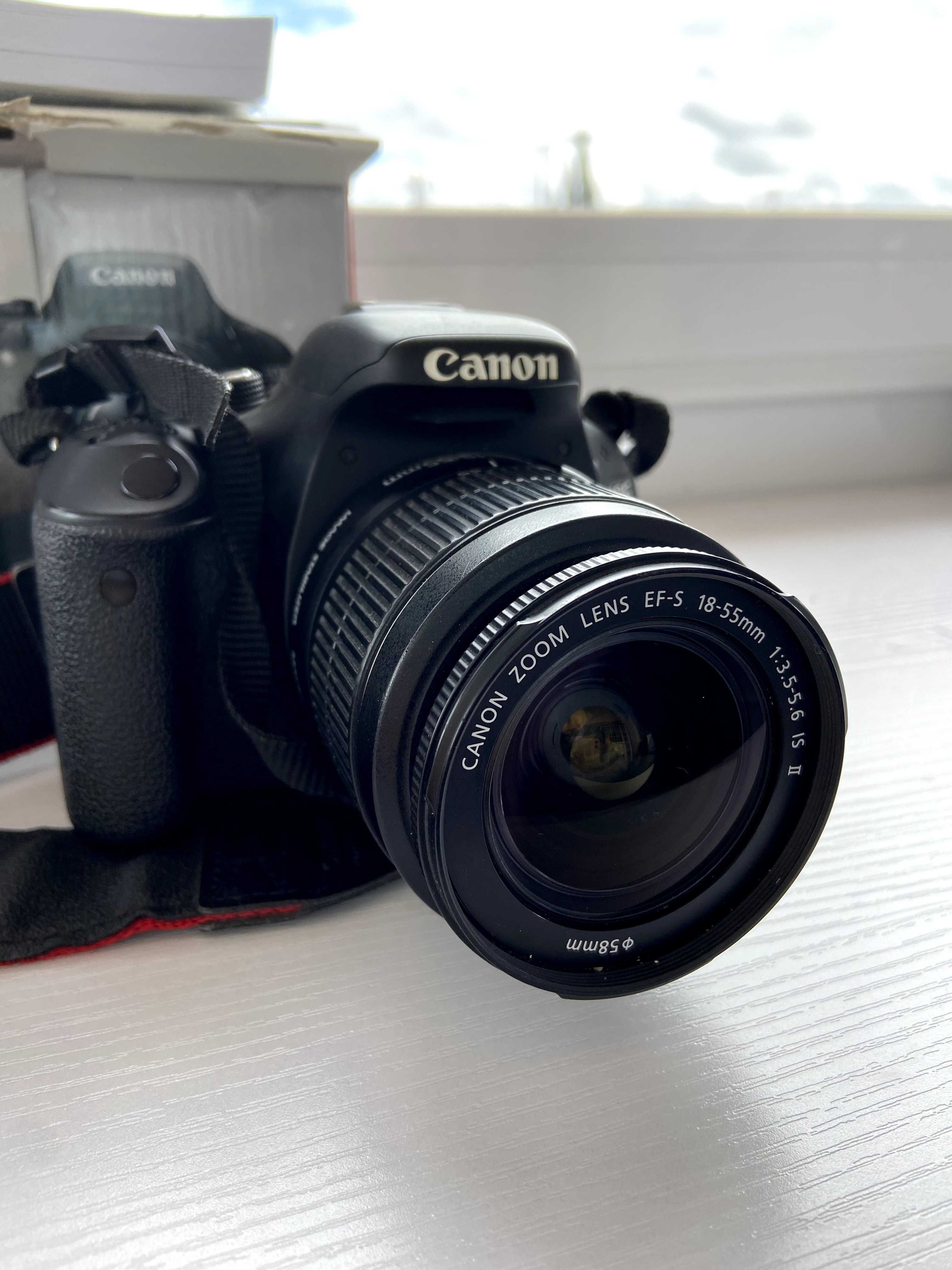 Máquina Fotográfica Canon 600D + Lente 18-55