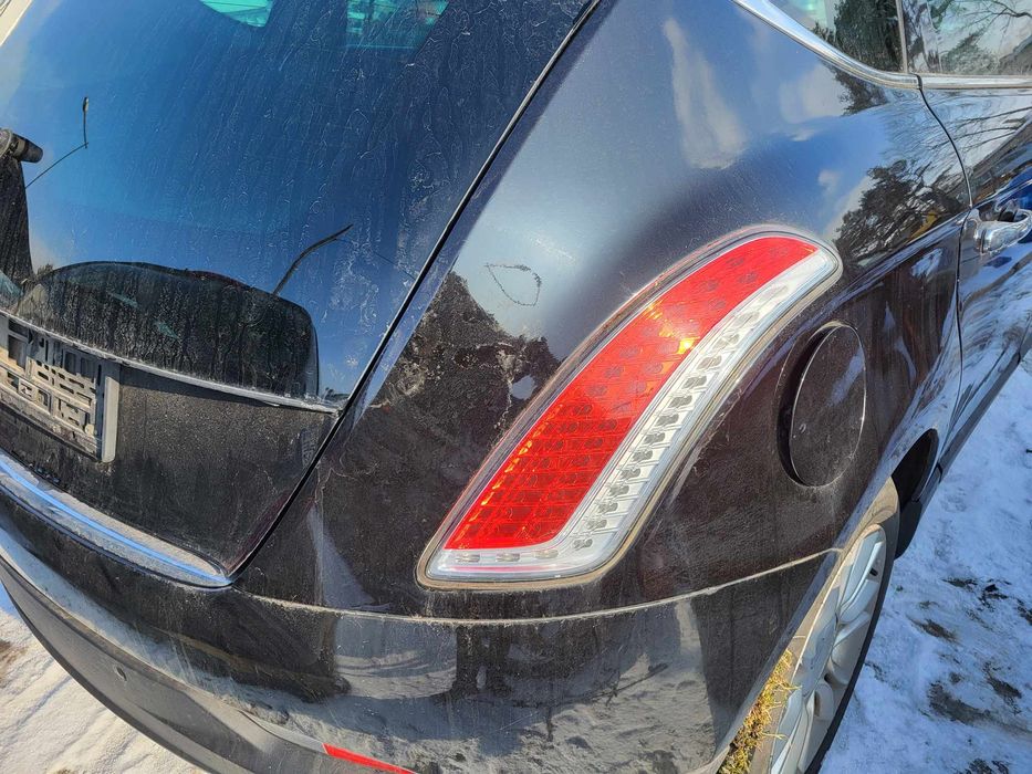 Lancia delta III lampa lewa lewy tył