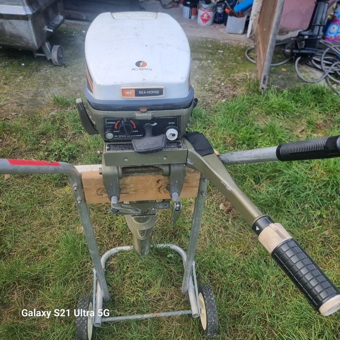 Silnik zaburtowy Johnson 15 km. dwusuw.