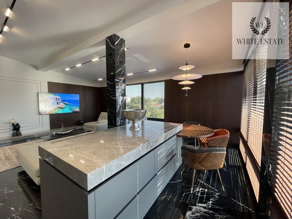 Пентхаус в центрі міста!