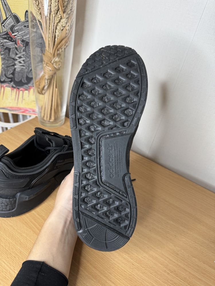 Оригінальні кросівки Adidas NMD_V3 (HP9832) Оригінал!