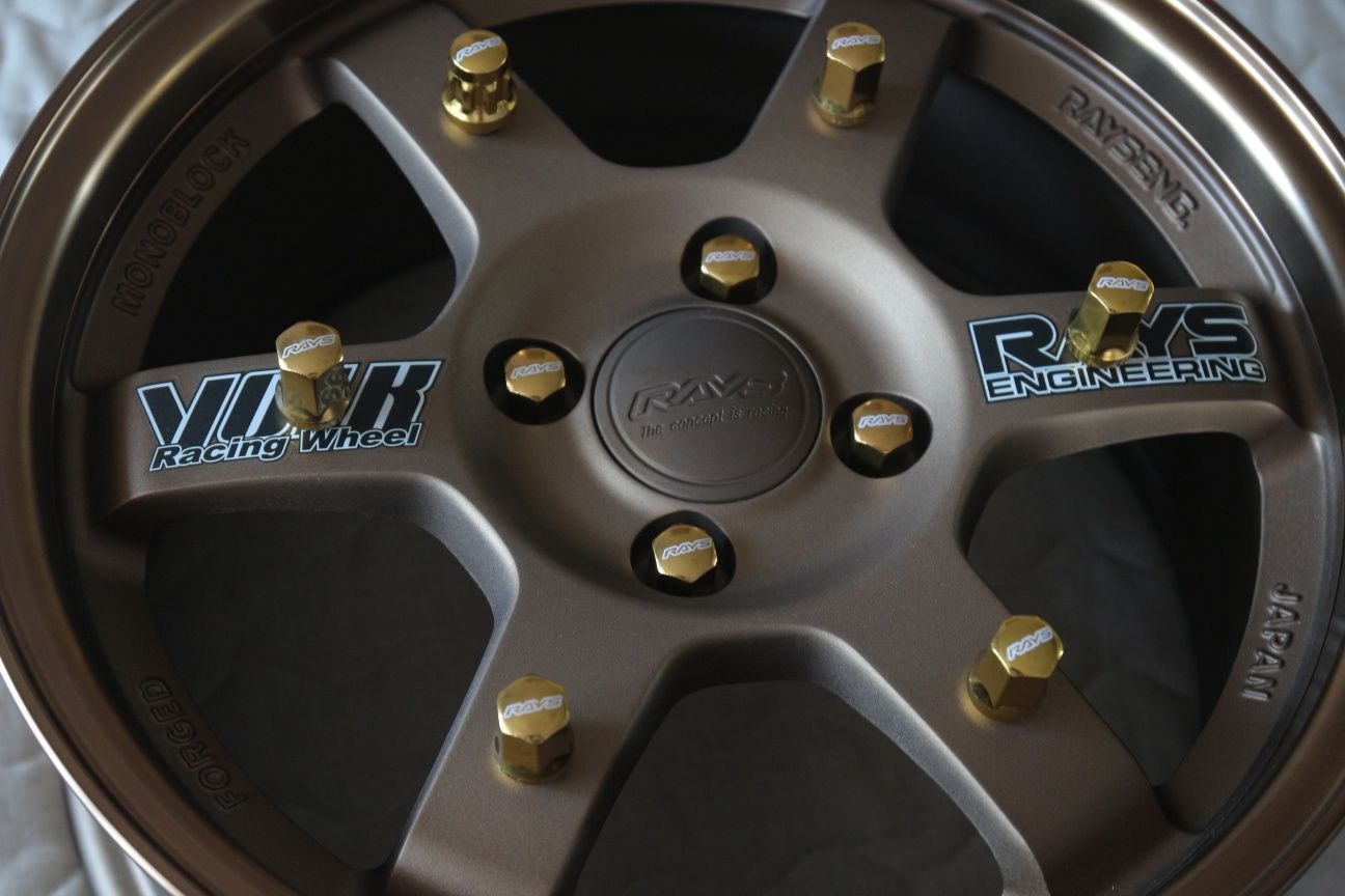 Колёсные гайки Volk Rays стальные кованые (не дешёвый алюминий) racing