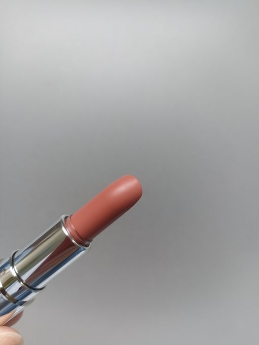 Prada lipstick помада прада # 02 беж нюд