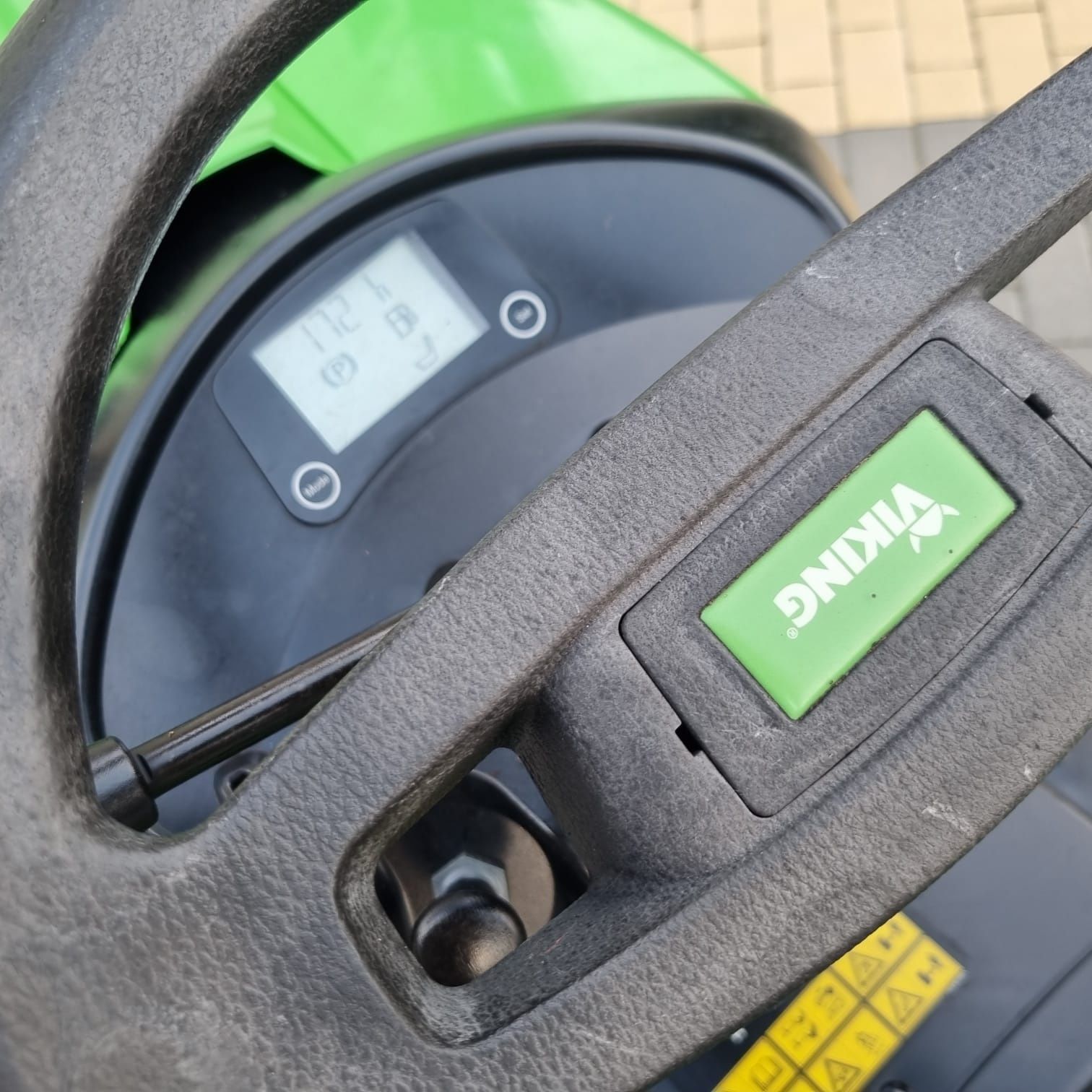 Kosiarka traktorek Viking Mt 6127 T6 v2 briggs hydro