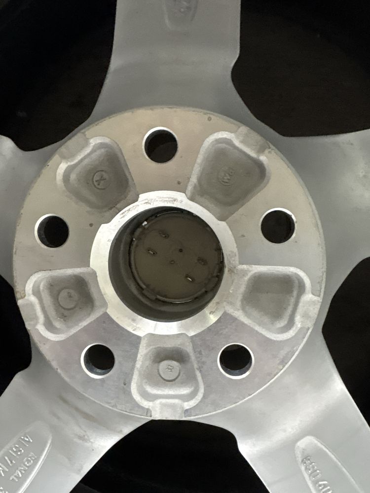 Nowe Felgi Aluminiowe Audi TT 19 calli