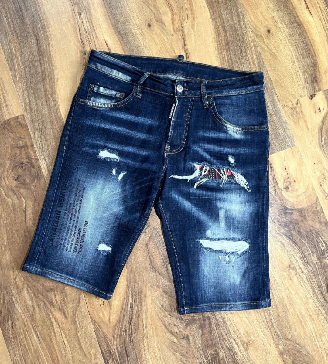 Шорты DSQUARED2 48