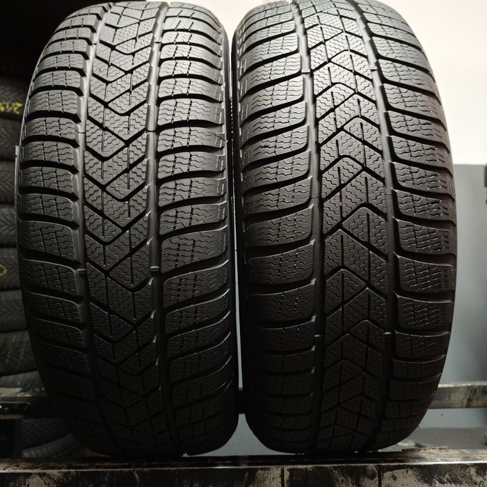 205/60/16 XL Sprzedam parę opon zimowych Pirelli