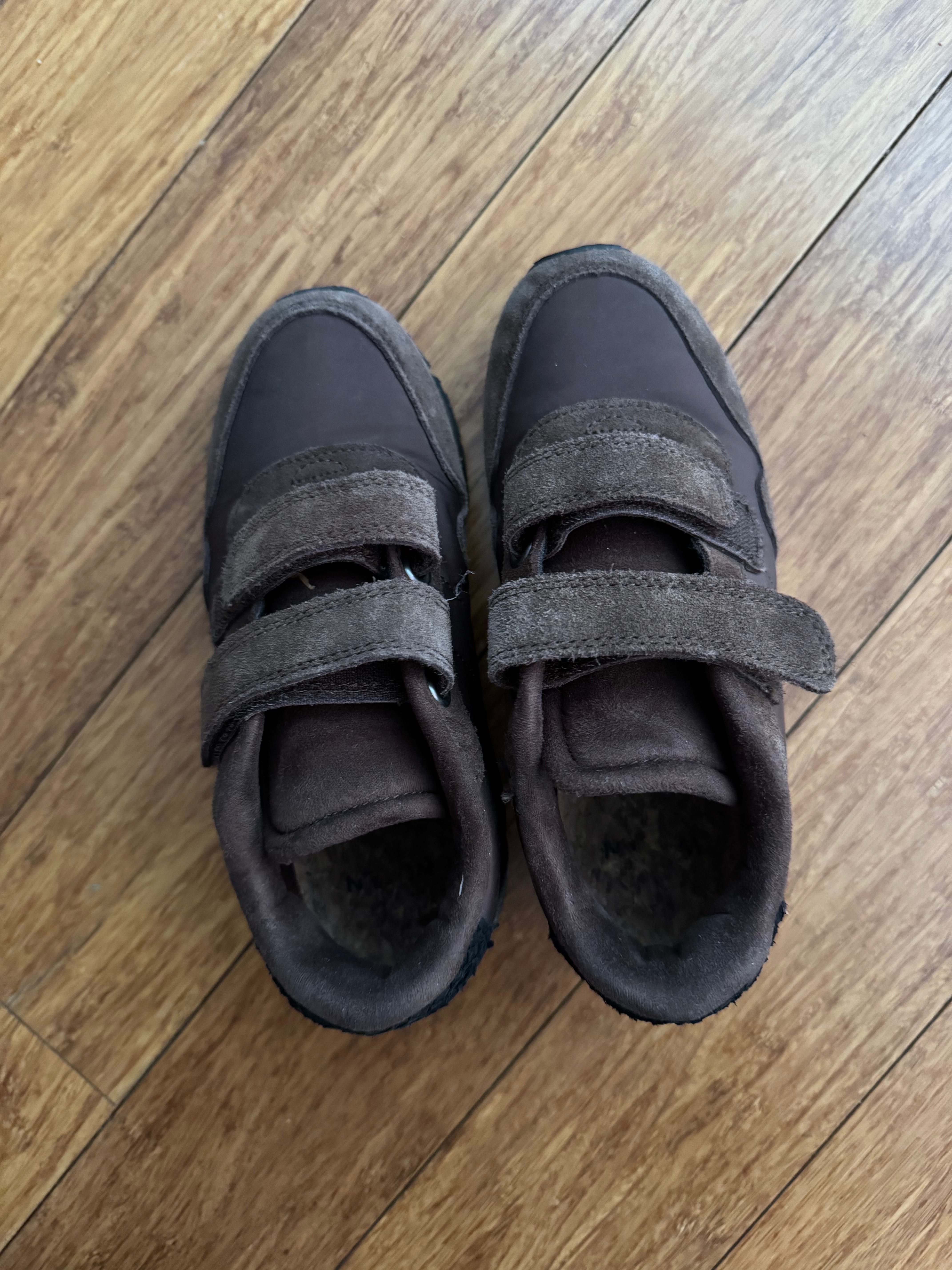 Sprzedam brązowe buty Wooden na rzepy, rozmiar 32 - tylko 40 zł!