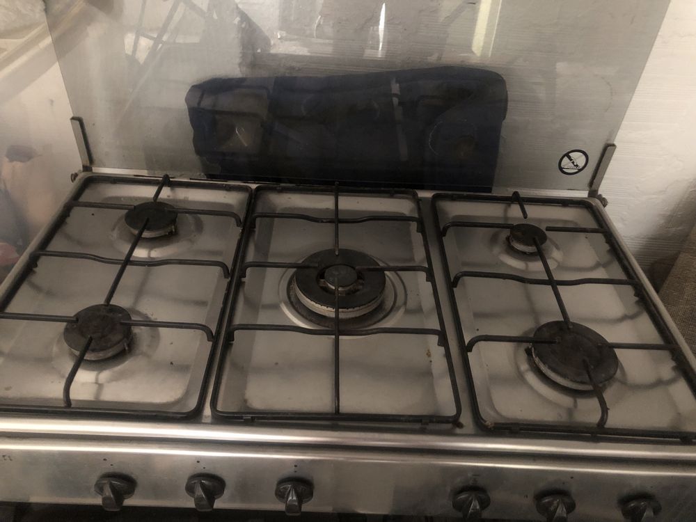 Fogão a gas com 5 bocas usado