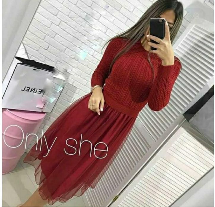 Платье новое бордо. Пролет