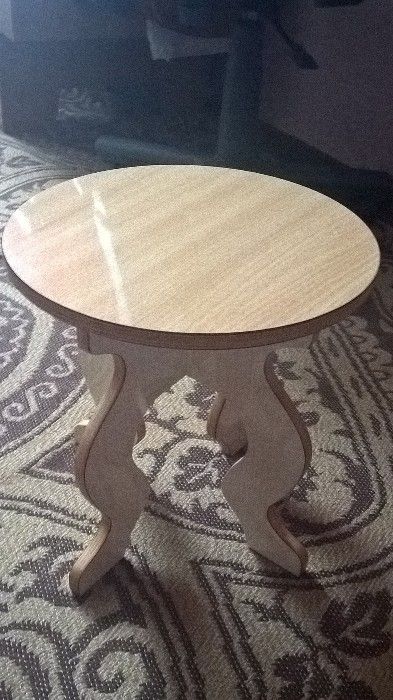 Стульчик, подставка для цветов