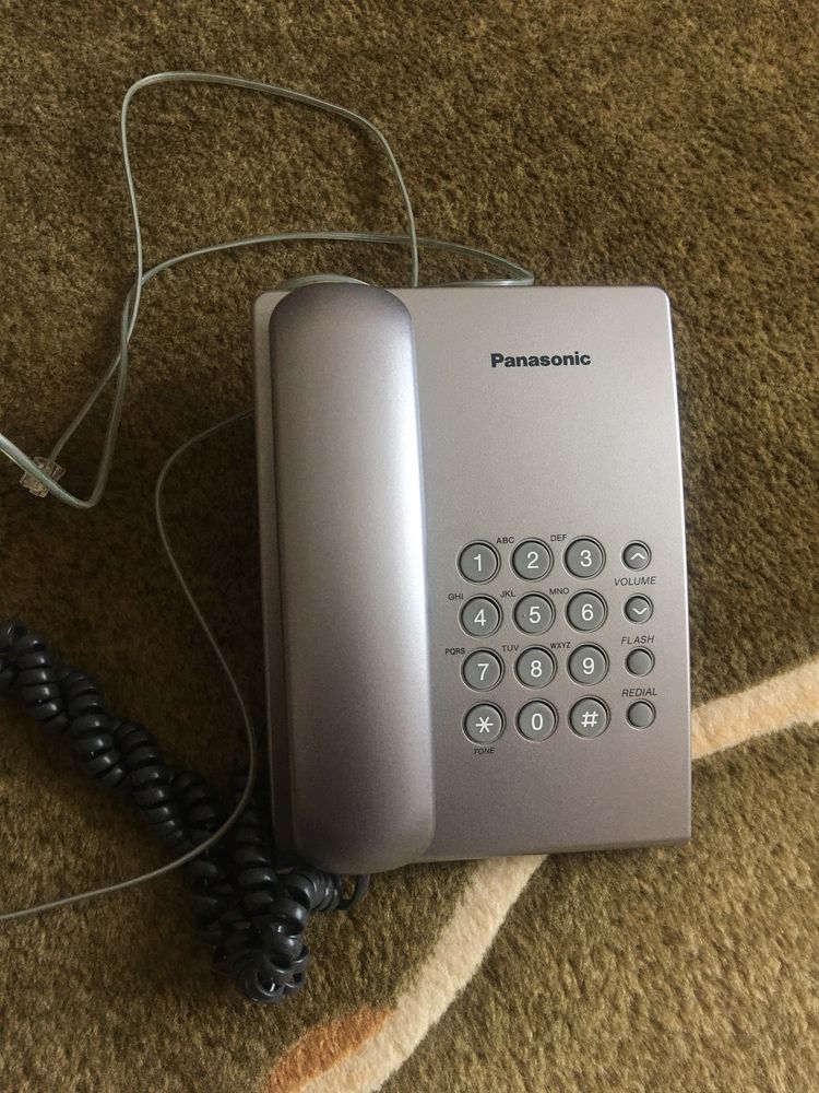 Телефон Панасоник Panasonic KX-TS2350UA S (silver)