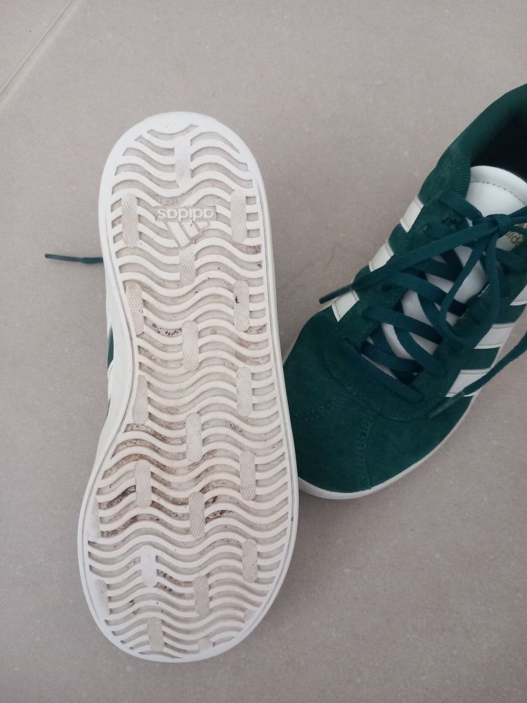Sapatilhas Menino ADIDAS - IMPECÁVEIS  T-35
