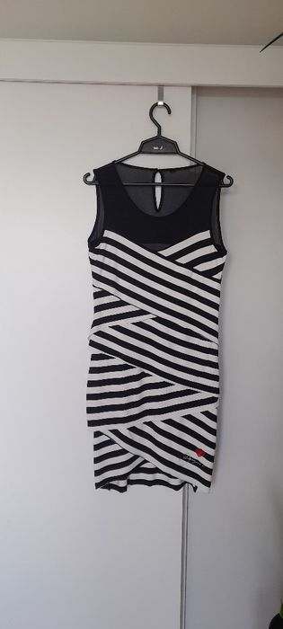 Sukienka letnia roz 38 Desigual