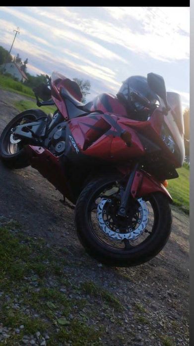 Honda cbr 600rr pc37 2004r.