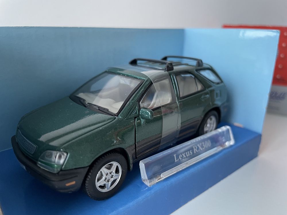 62. Model Lexus RX300 1:43 Cararama Hongwell (nie ixo vitesse hachette