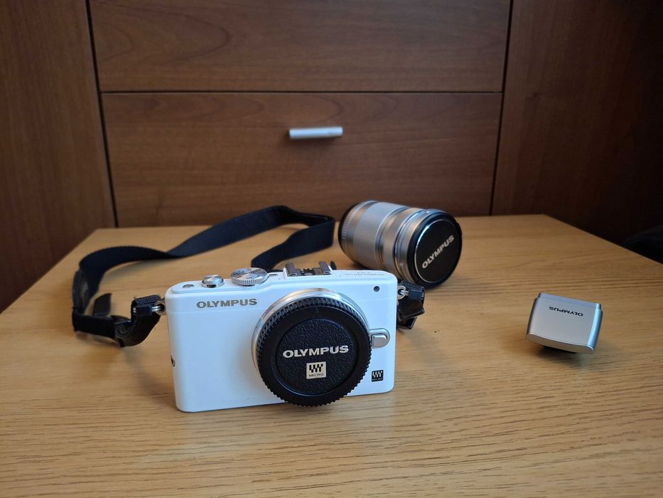 Aparat fotograficzny OLYMPUS PEN Lite E-PL5 bezlusterkowiec + obiektyw