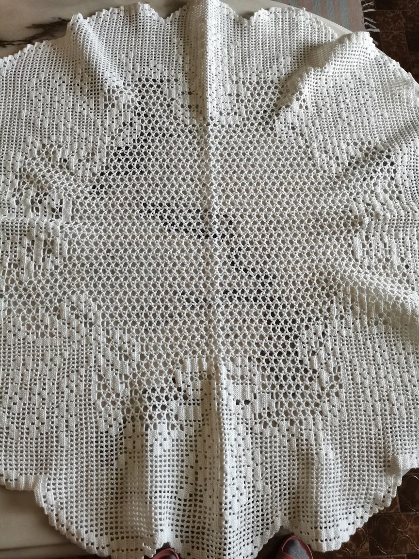 Pano Redondo em Renda (Crochet)