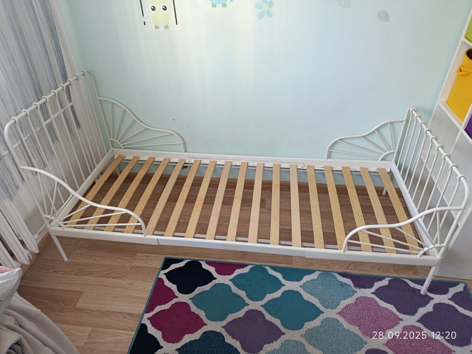 Łóżko dziecięce młodzieżowe, rama MINNEN Ikea, rozsuwana 80x130-200