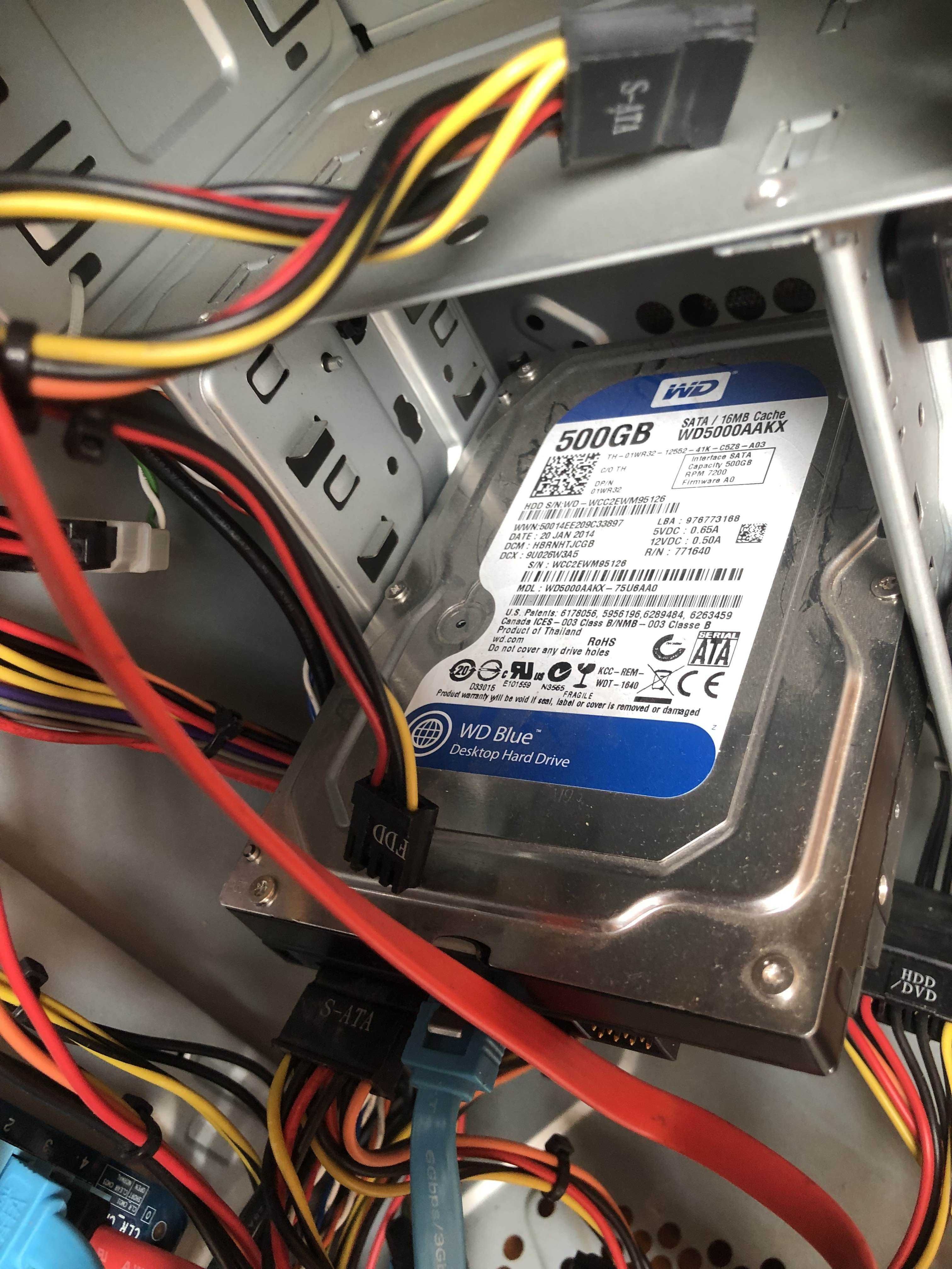 Części komputerowe ASRock G41C-VS Gigabyte GA-Z68AP-D3 HDD 500gb 350W