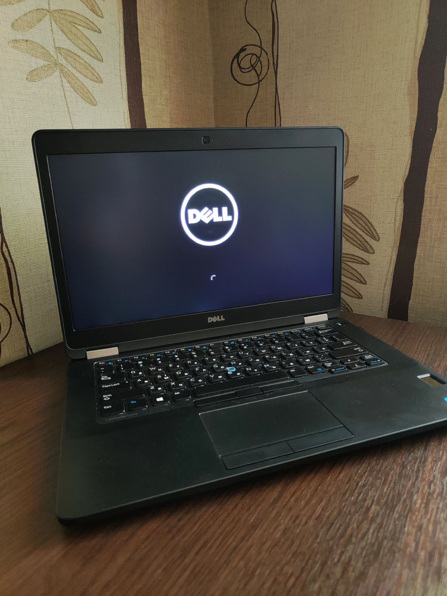 Ноутбук Dell latitude e5470