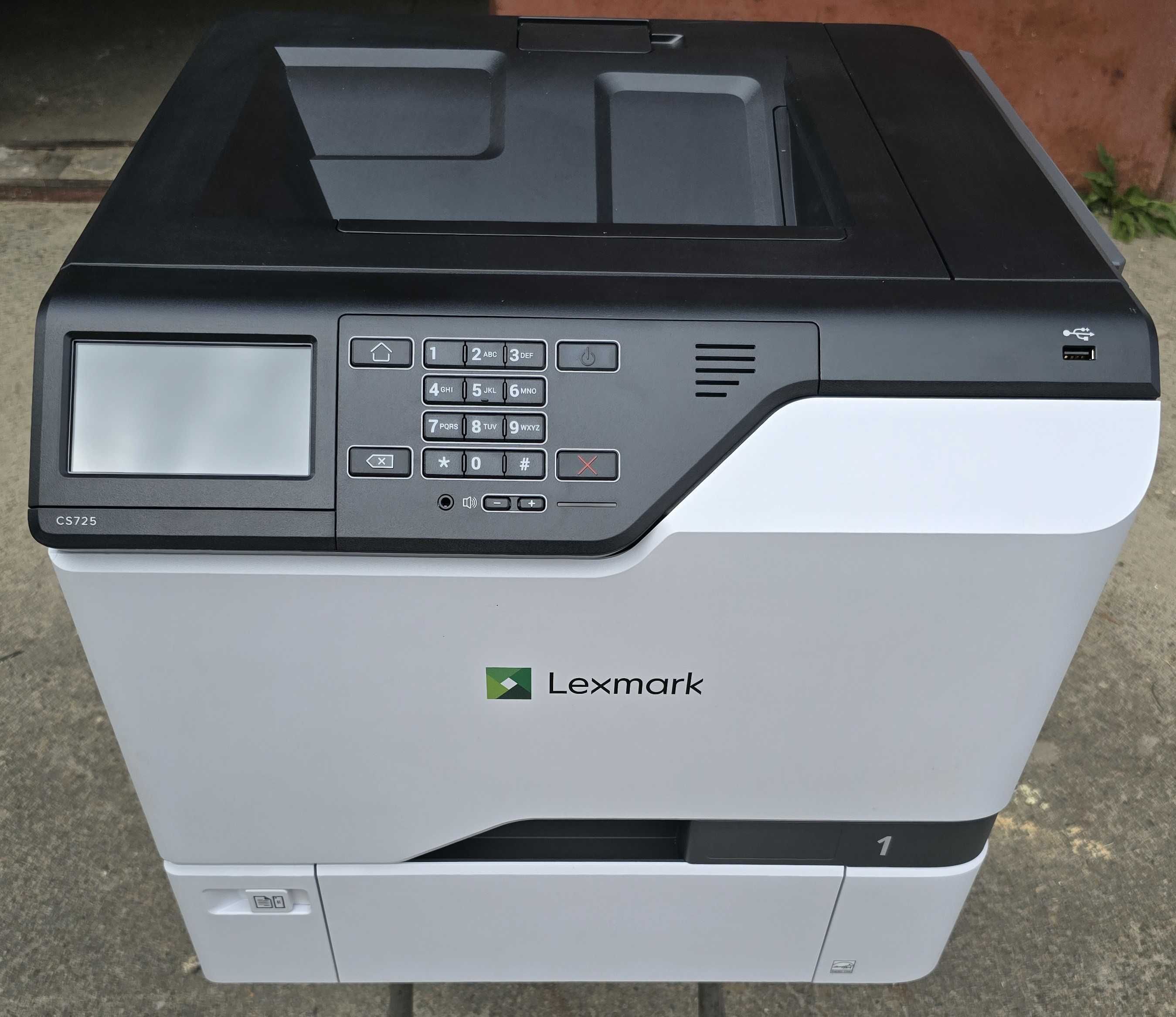 Новий  кольоровий лазерний принтер LEXMARK CS700 серія мережевий