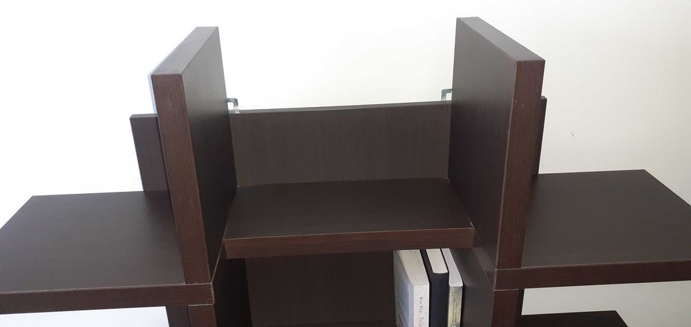 Półka ścienna regał