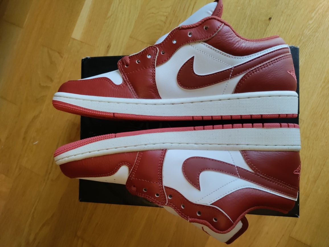 Buty Air Jordan 1 Low SE "Dune Red" 42,5