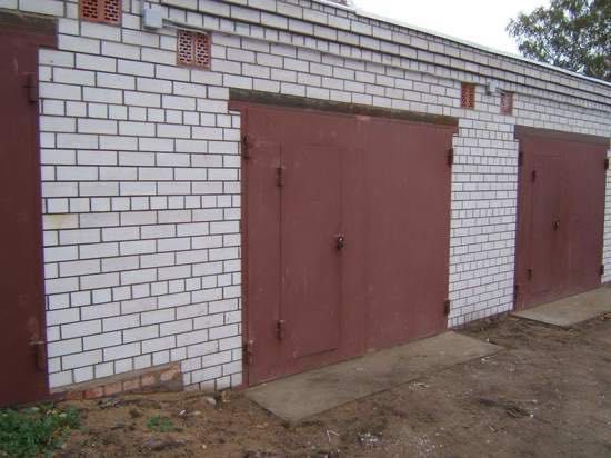 Продам цегляний гараж