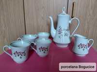 Porcelana 4 kubki, mlecznik w kwiatki Bogucice