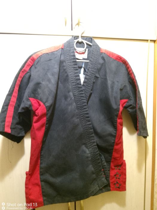 Чёрное кимоно для тренировок