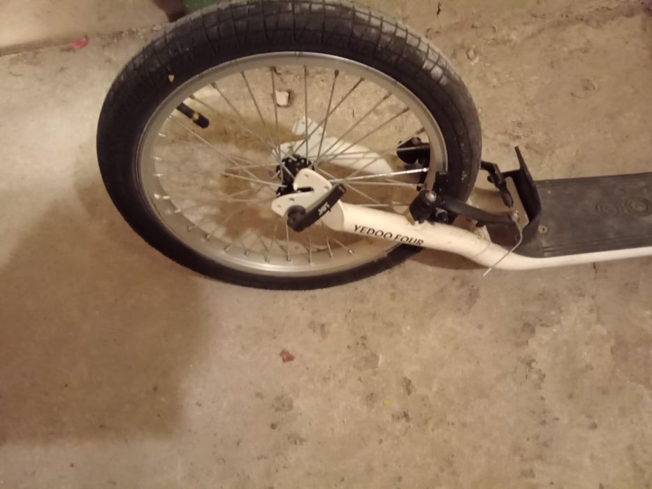 Hulajnoga koła pompowane