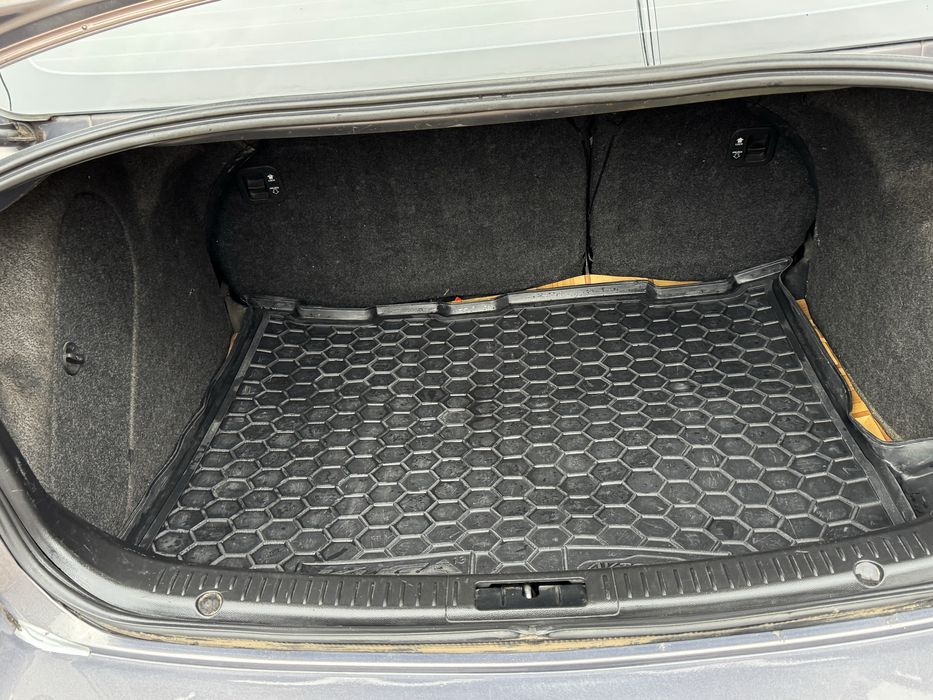 Продам Mazda 3 в очень ухоженном состоянии