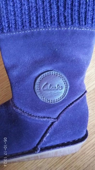 Продам фирменные Сапожки Clarks