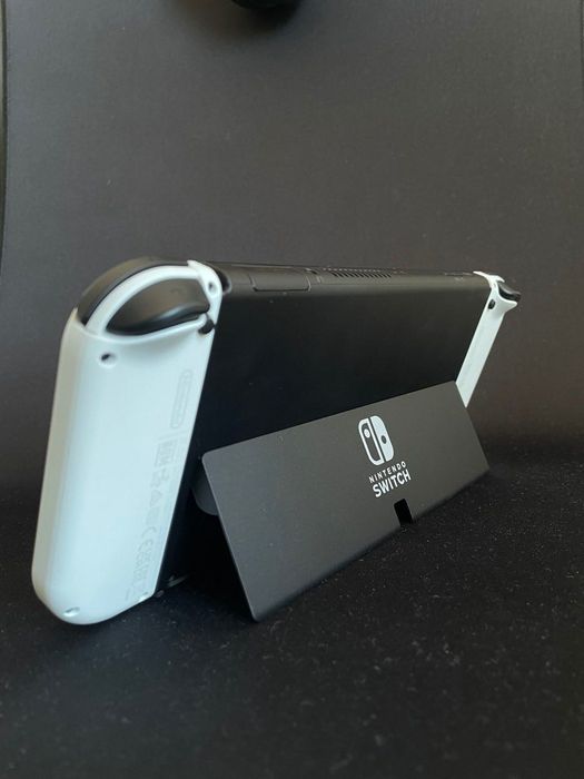 Нова Nintendo Switch OLED