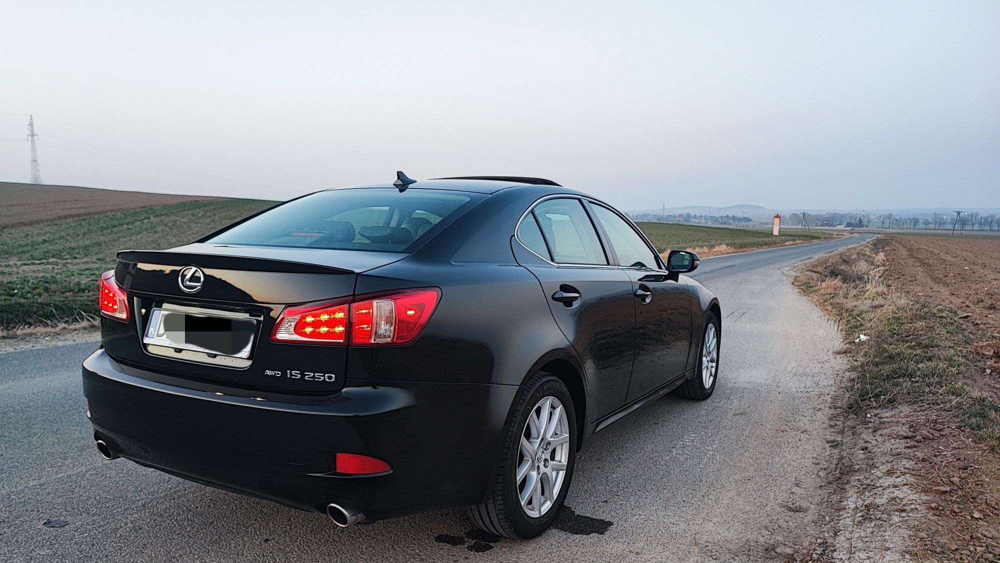Lexus IS 250 Lift 4x4 zamiana sprzedaż  ledy  Xenon skora wentylacje
