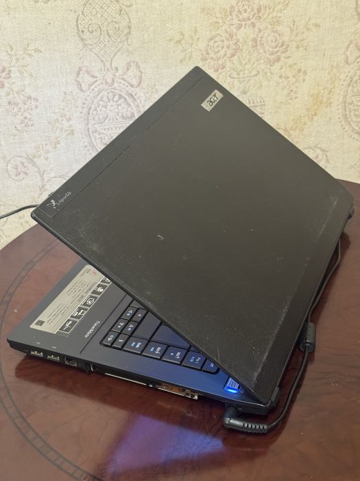 Ноутбук Acer TravelMate 8472T i3 M350 HDD 500GB