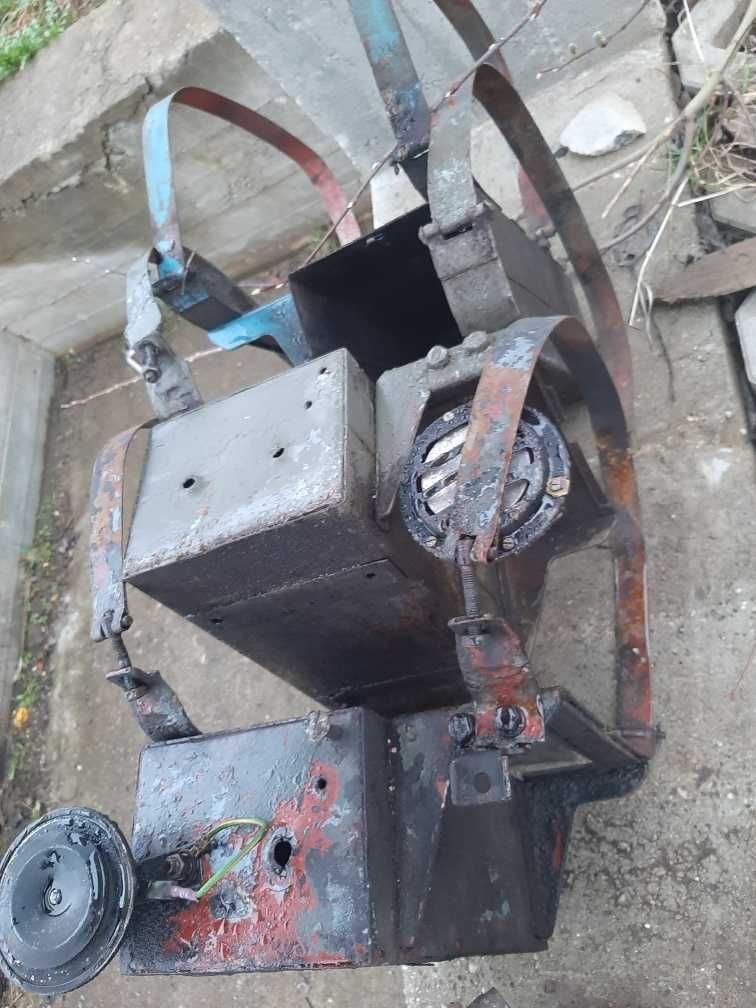 Skrzynka Narzędziowa, Ursus c325,c328,c330,stan db ,Wysyłka